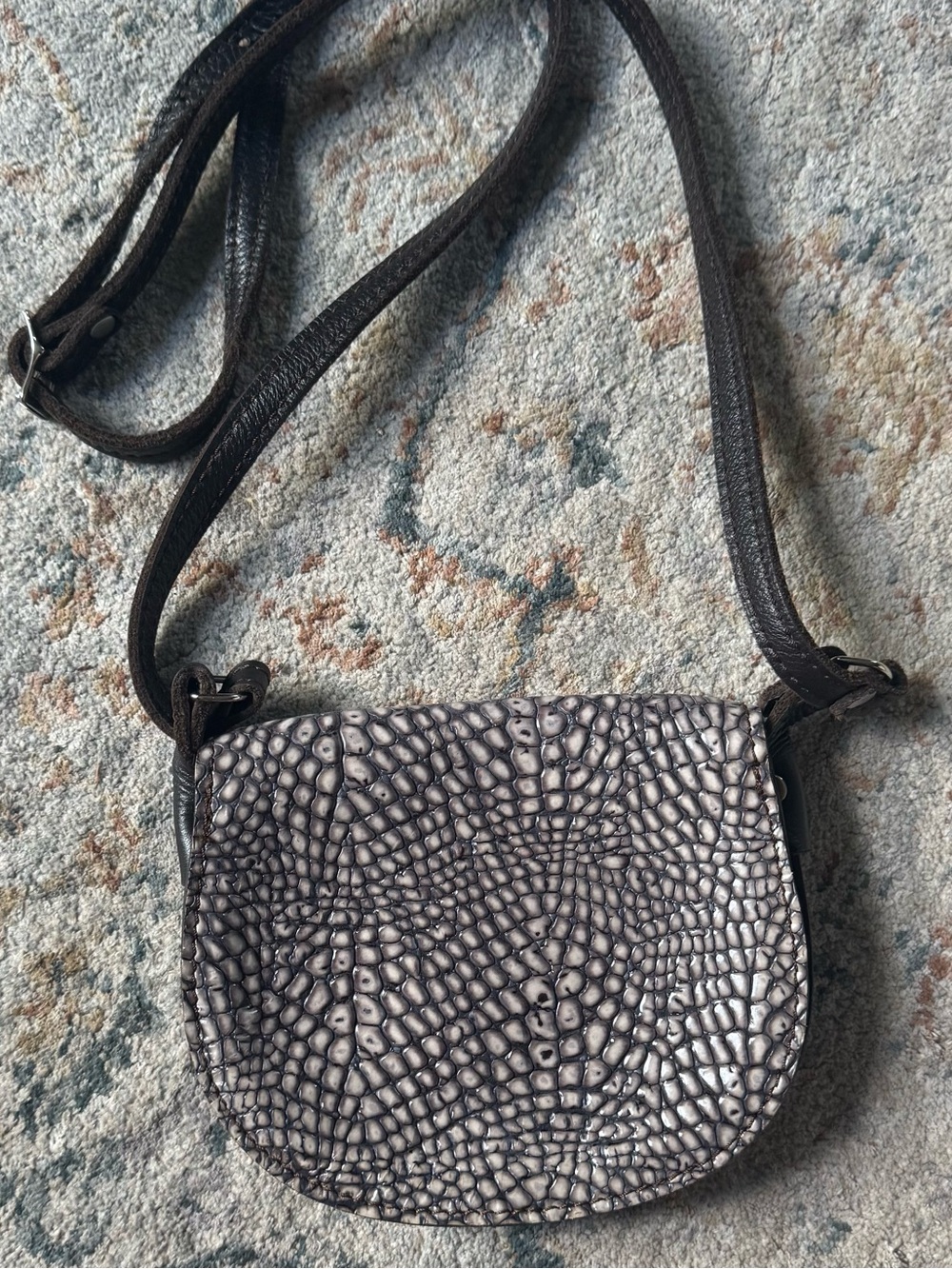 Vin Baker Textured Leather Gray Crossbody Saddle Bag